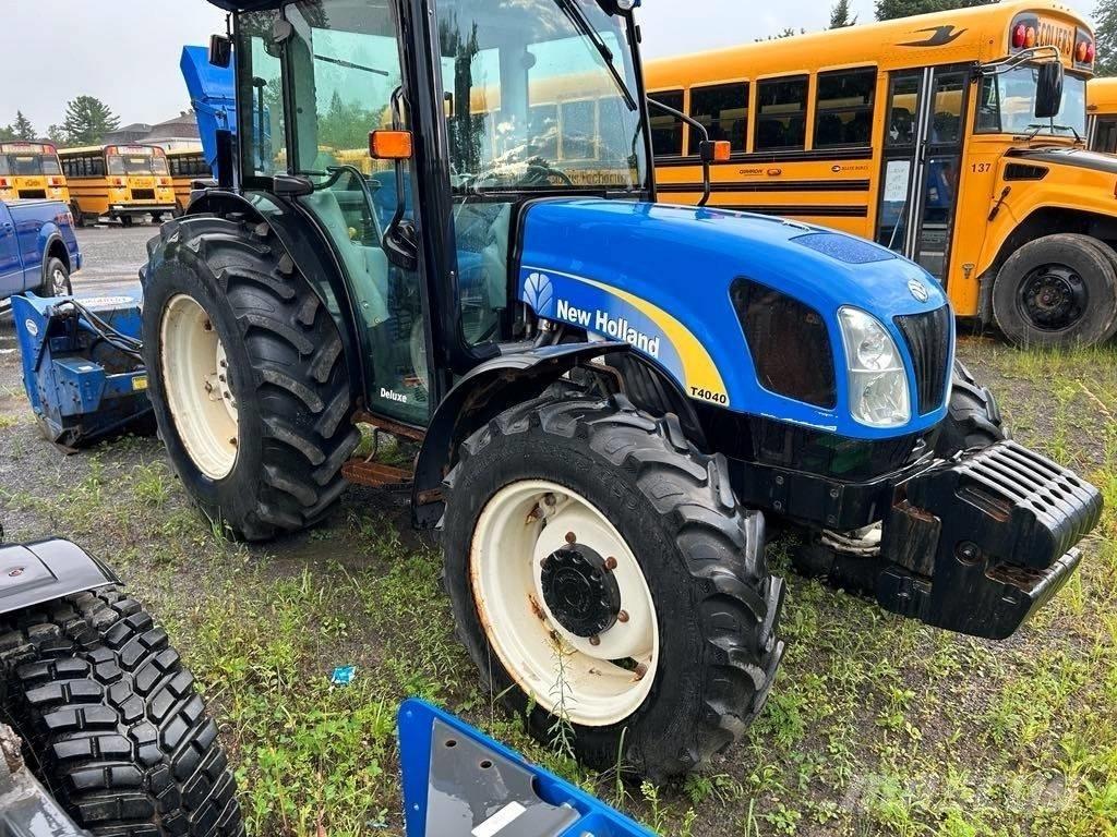 New Holland T 4040 Traktorji