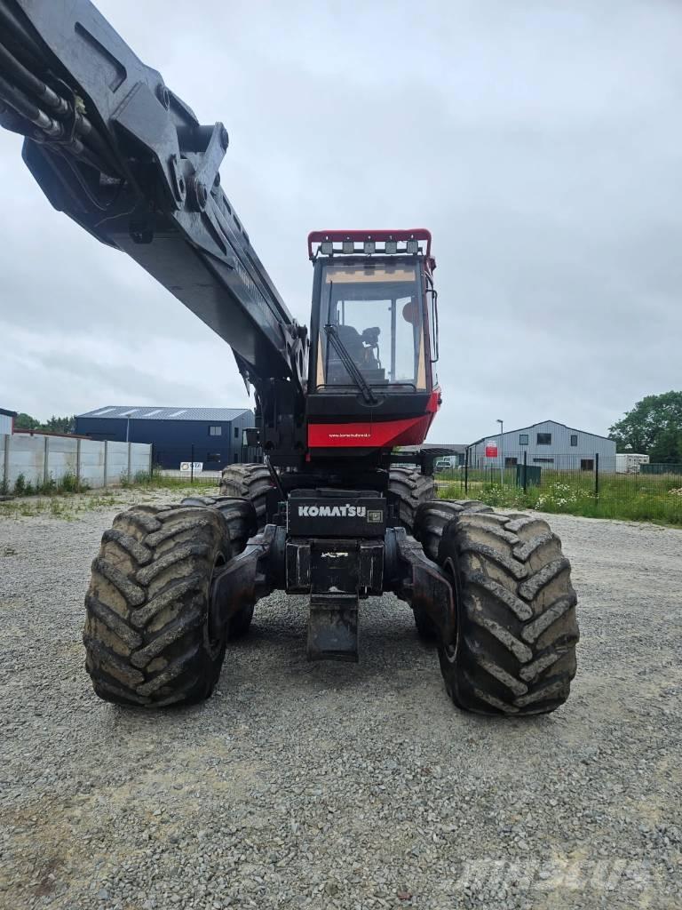 Komatsu 911.5 Harvesterji