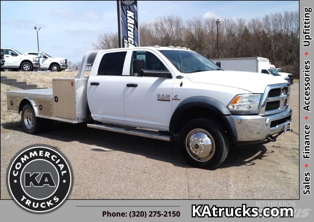 RAM 5500 TRADESMAN Tovornjaki s kesonom/platojem