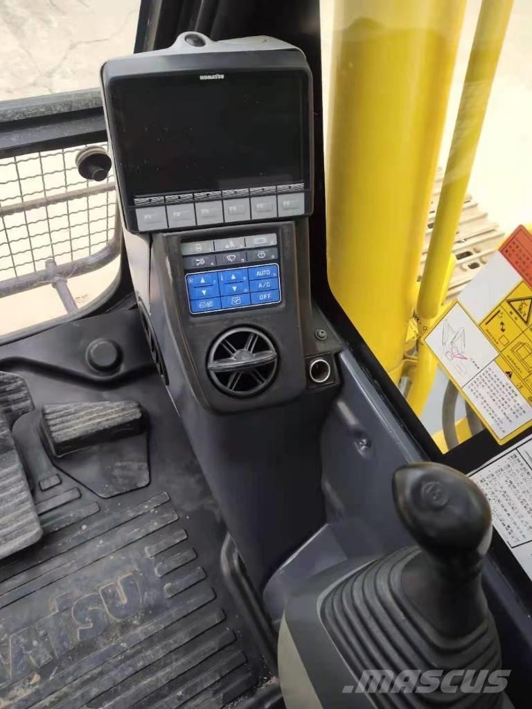 Komatsu PC 200 Bagri goseničarji