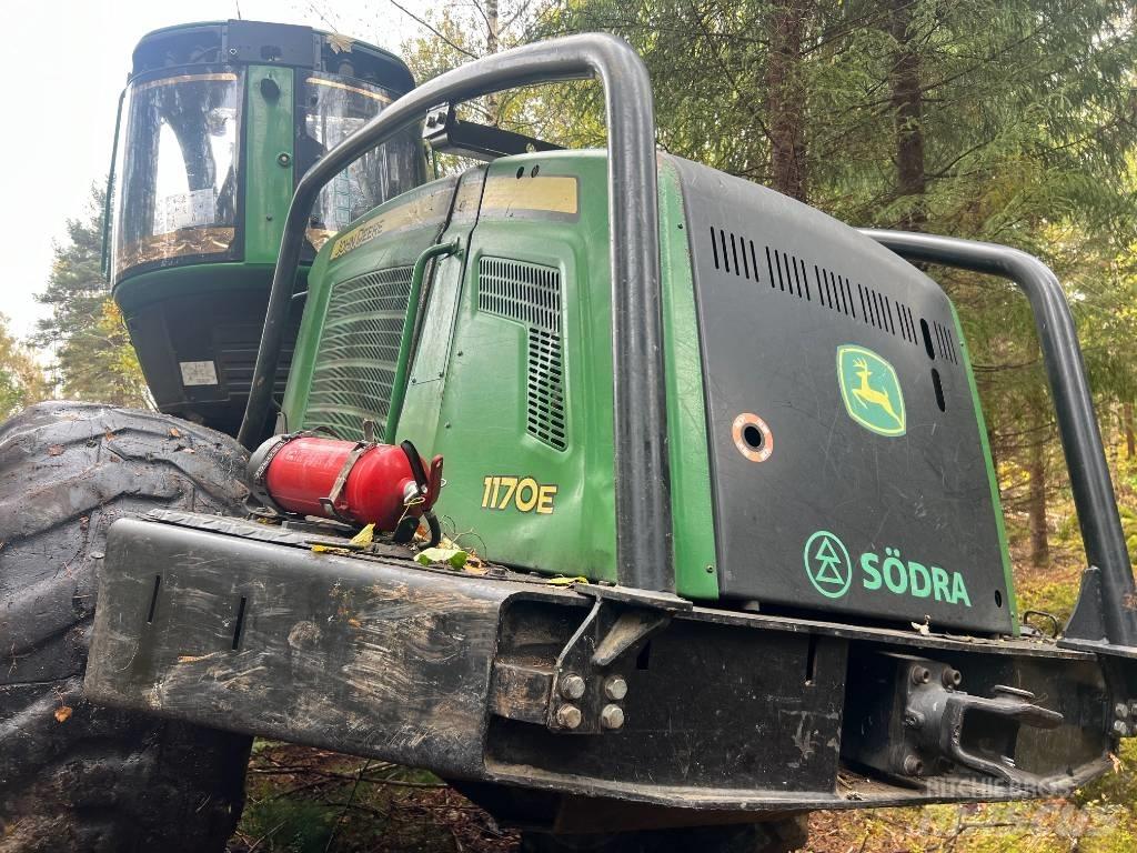 John Deere 1170 E Harvesterji