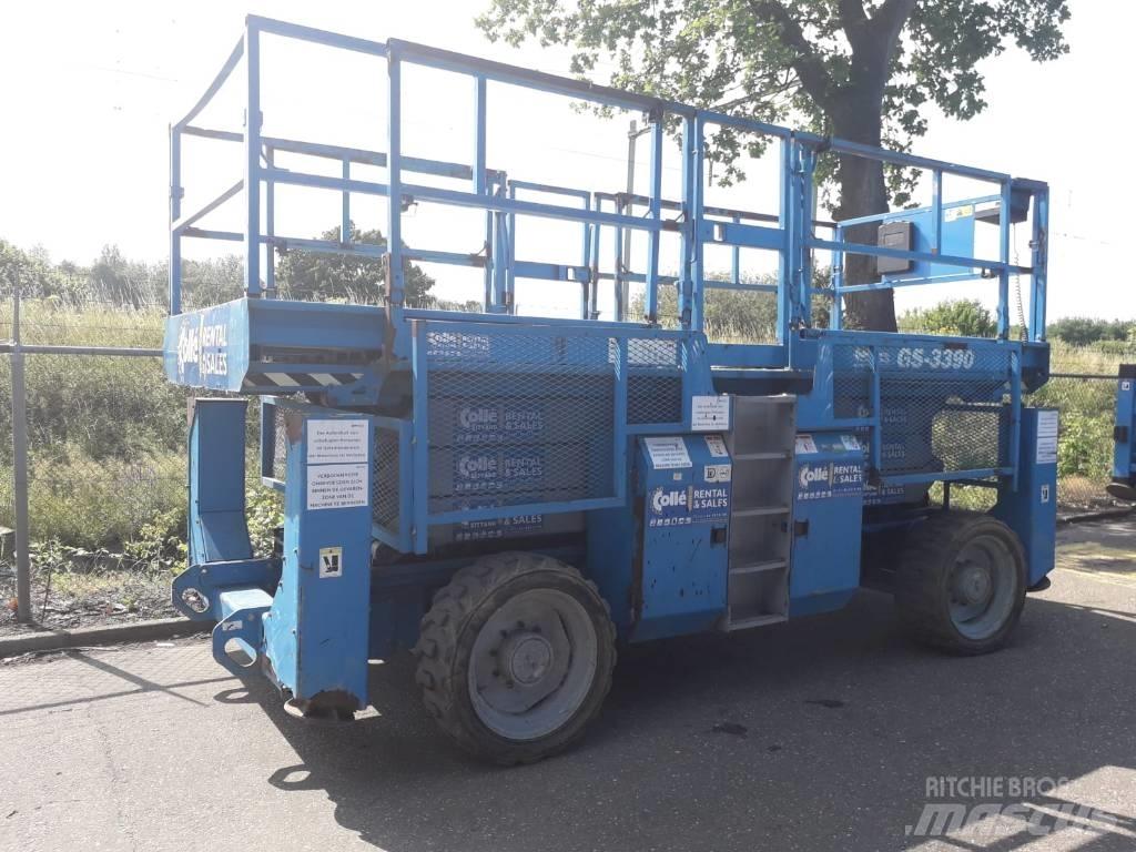 Genie GS 3390 Škarjaste dvižne ploščadi
