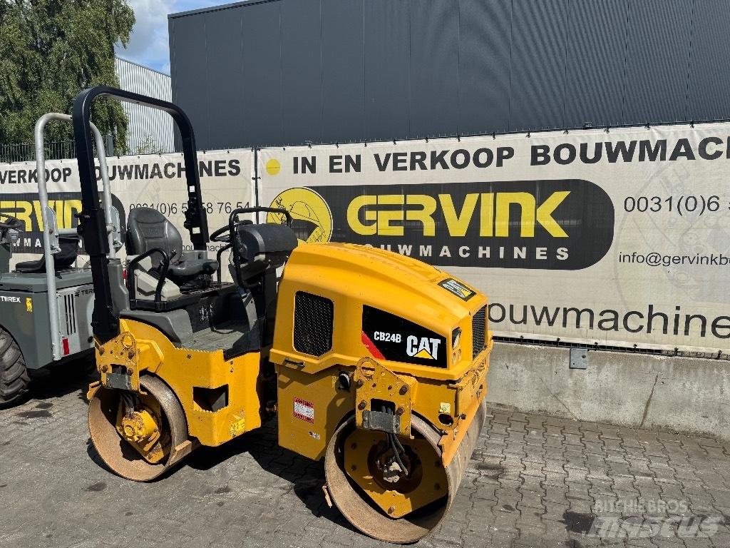 CAT CB 24 B Dvojni valjarji