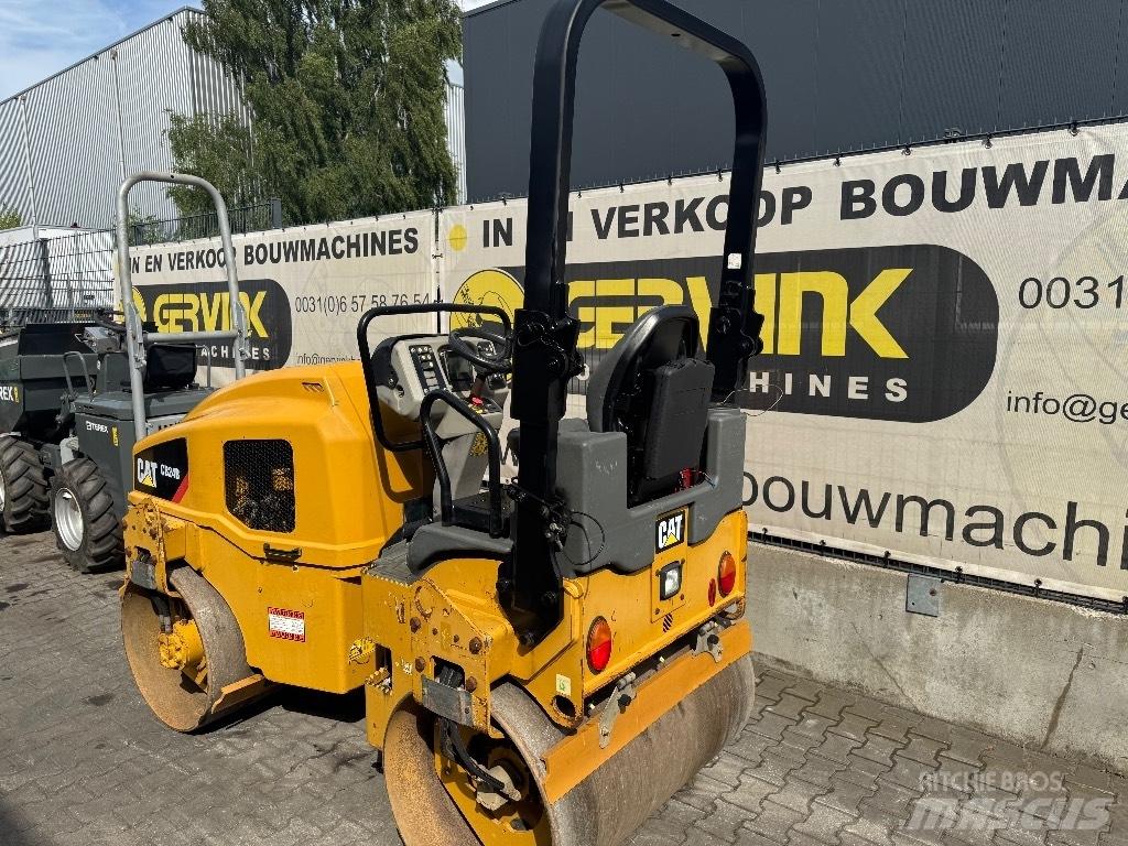 CAT CB 24 B Dvojni valjarji