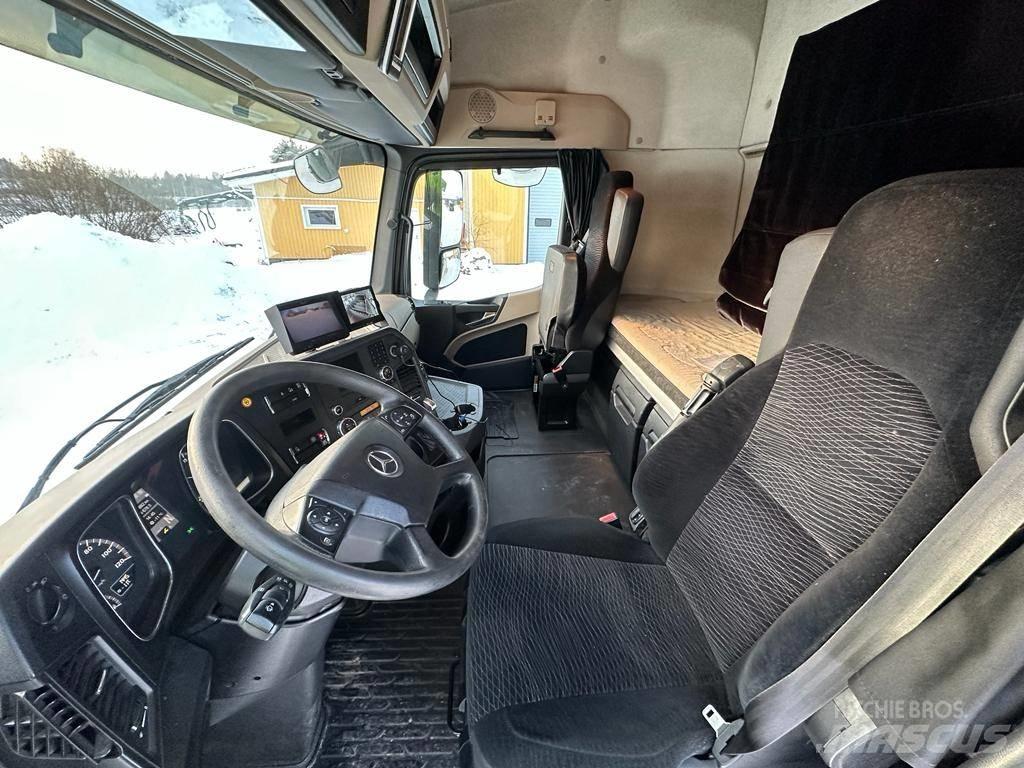 Mercedes-Benz Actros Tovornjaki za prevoz živine