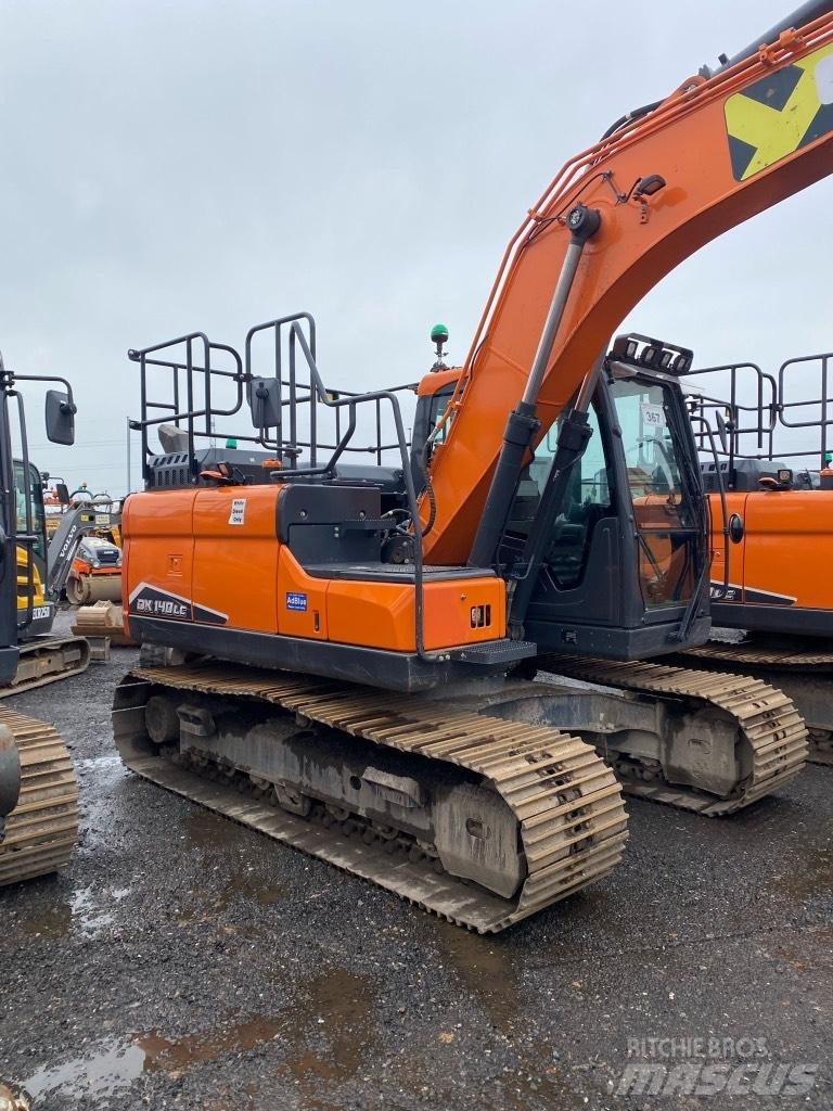 Doosan DX 140 LC Bagri goseničarji
