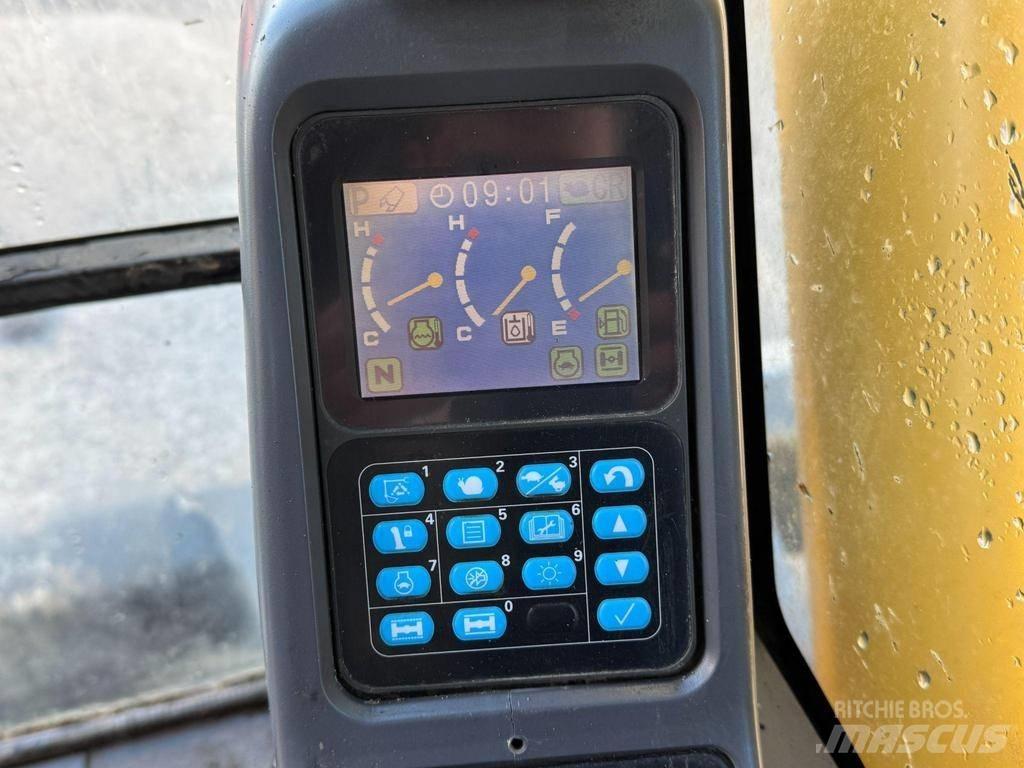 Komatsu PW 160-7 Bagri na kolesih