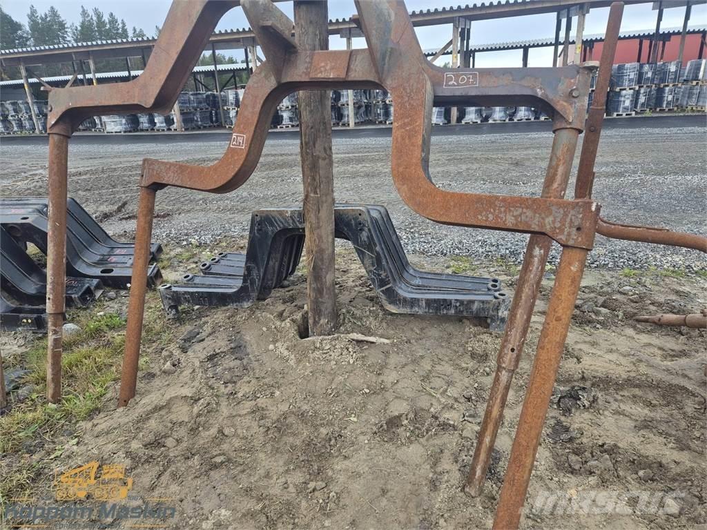 Valmet 838 Druge komponente