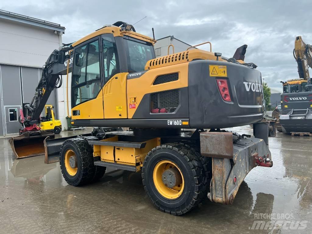 Volvo EW160D Bagri na kolesih