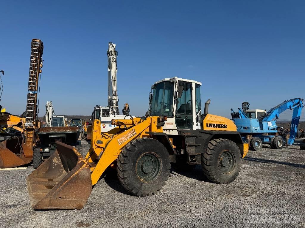 Liebherr L 522 Kolesni nakladalci
