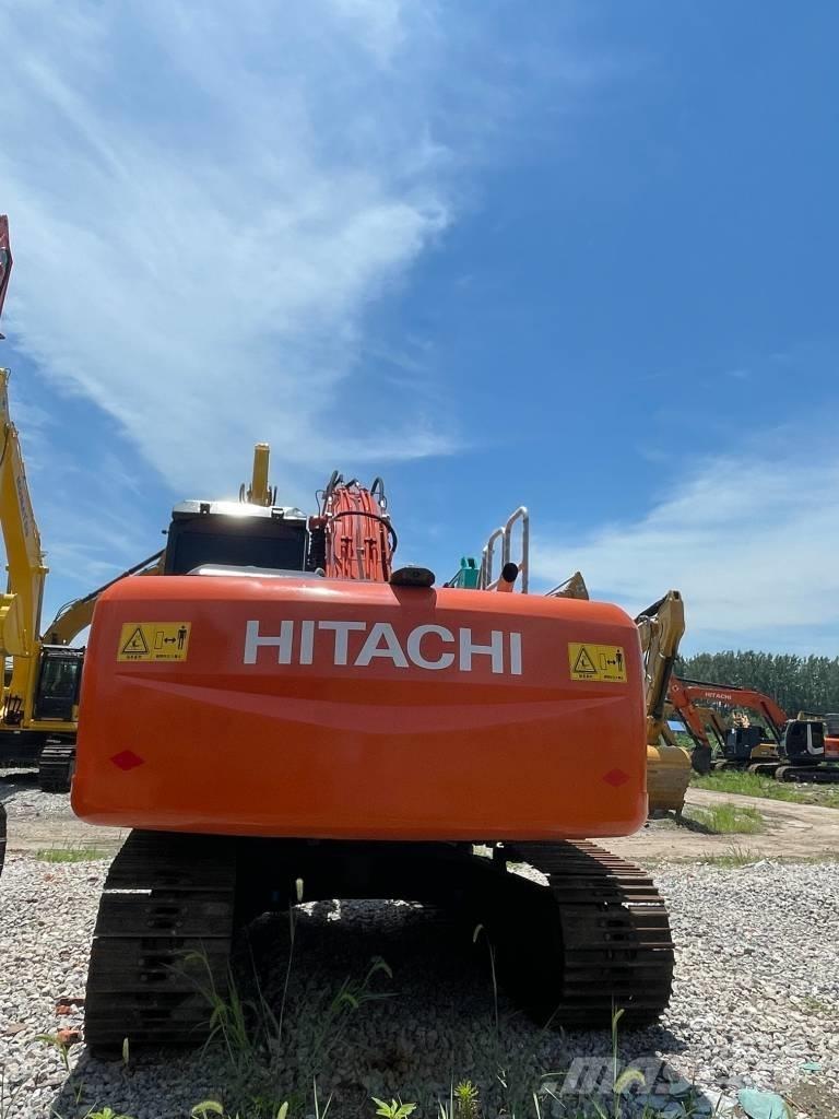 Hitachi ZX200 Bagri goseničarji