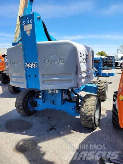 Genie S 40 Teleskopske dvižne ploščadi