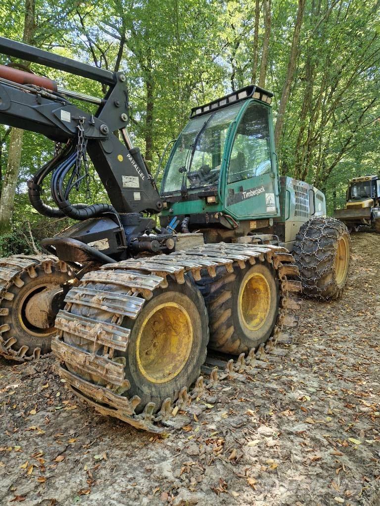 John Deere 1270 D Harvesterji