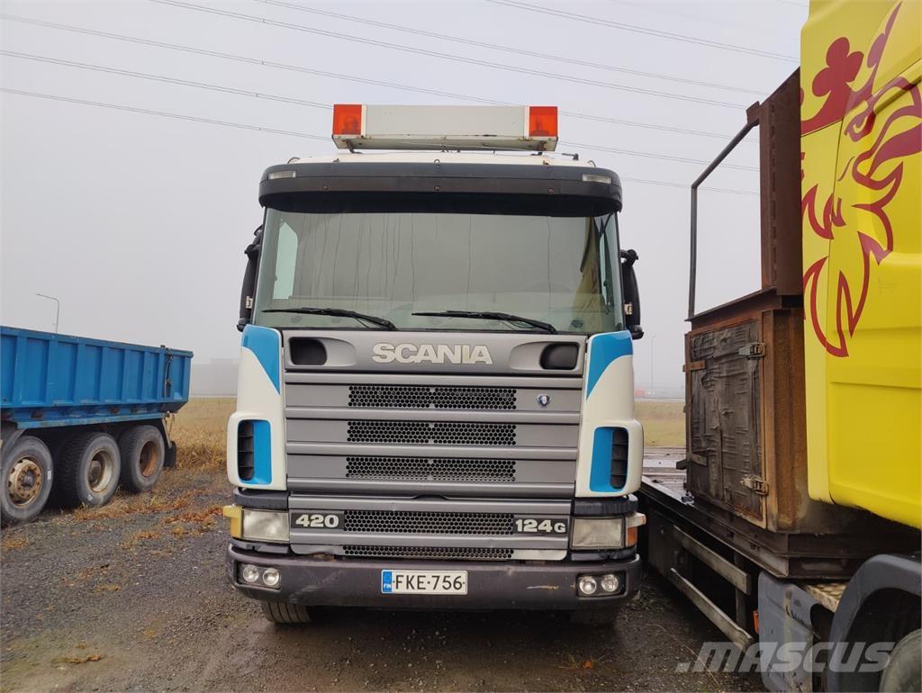 Scania G124 Tovornjaki z žerjavom