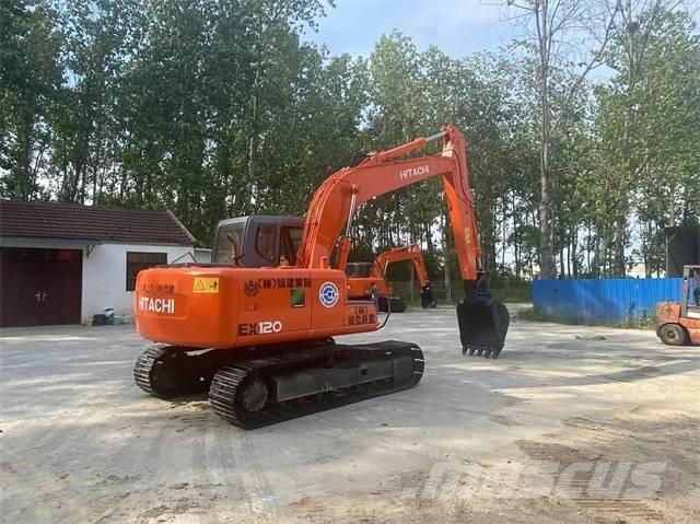 Hitachi EX120 Bagri goseničarji