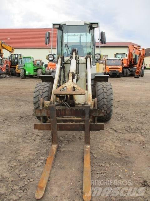 Liebherr L 509 Kolesni nakladalci