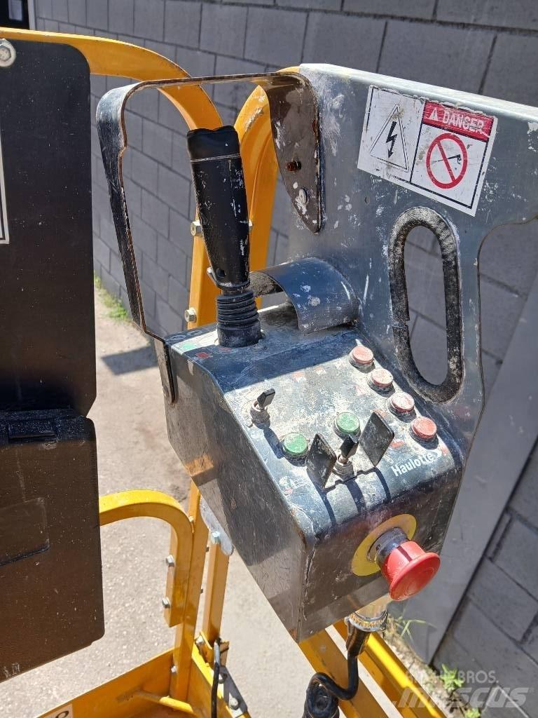 Haulotte Compact 8 Škarjaste dvižne ploščadi