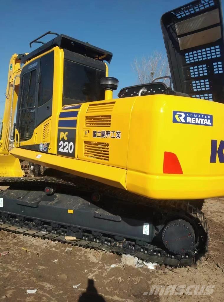 Komatsu PC 220-8 Bagri goseničarji