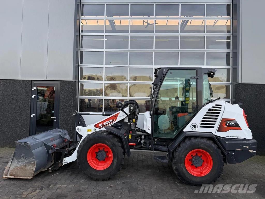 Bobcat L85 Kolesni nakladalci