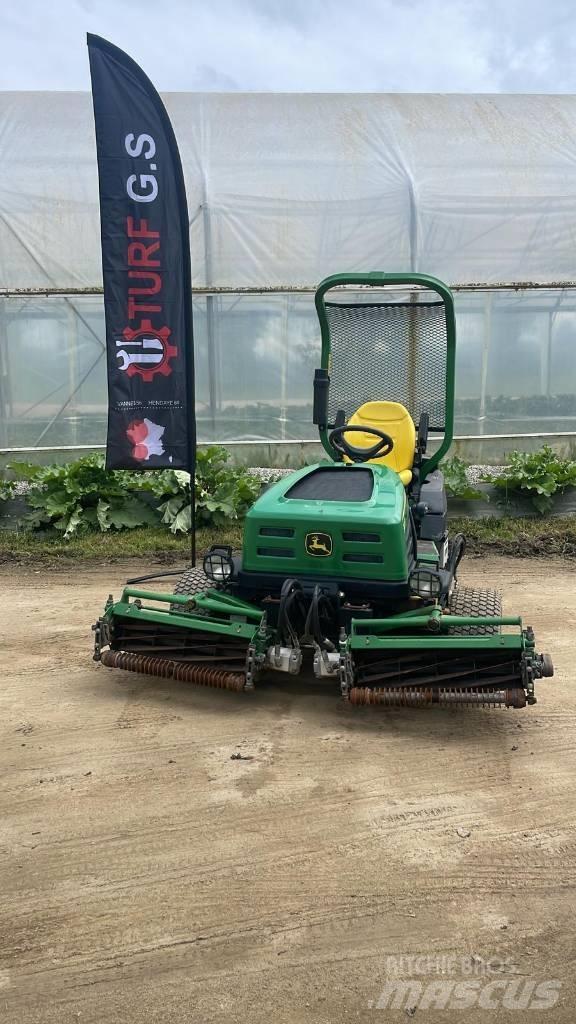 John Deere 2653 B Kosilnice za zunanji prostor