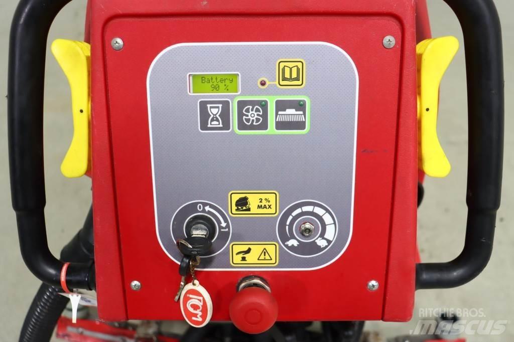 RCM Mega I722 Cestni pometači