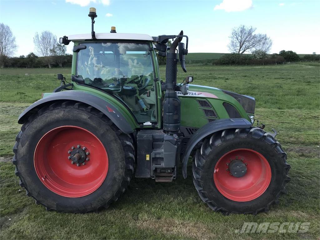 Fendt 724 Vario Traktorji
