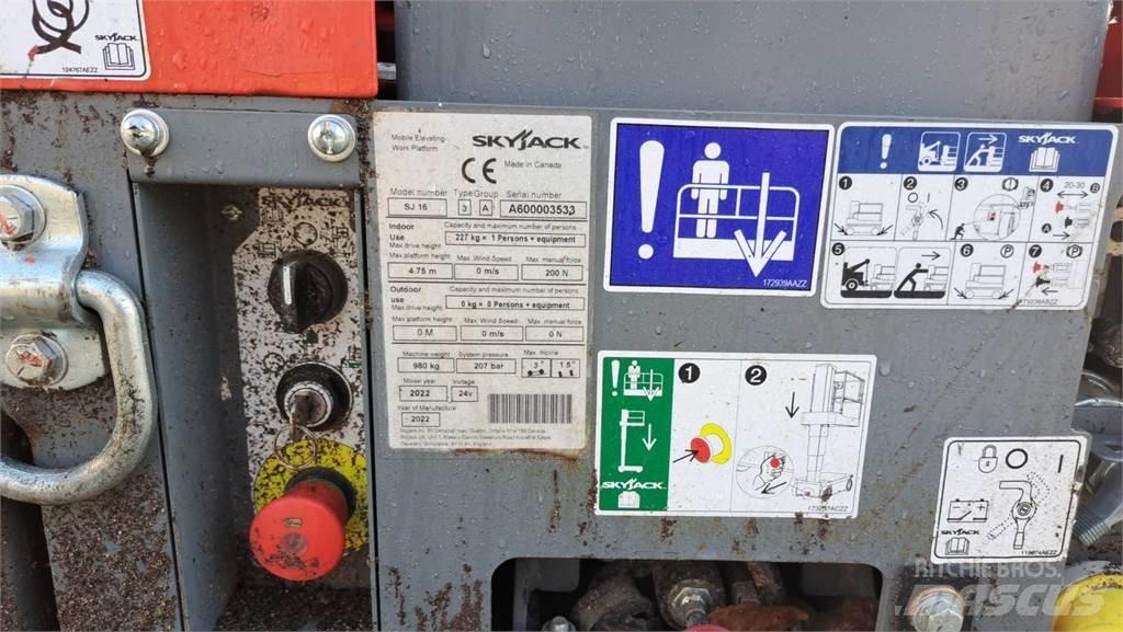 SkyJack SJ16 Druga dvigala in dvižne ploščadi