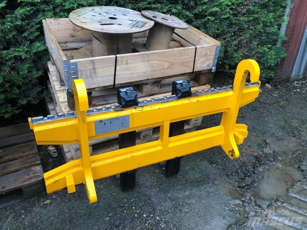 JCB PALLET FORKS Drugi priključki za nakladanje in kopanje