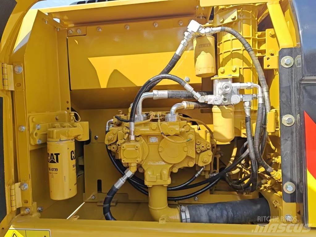 CAT 320 D2 Bagri goseničarji