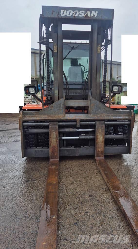 Doosan D 160 S-5 Dizelski viličarji