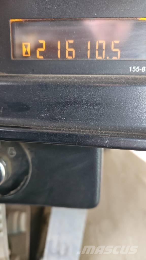 CAT 962 G Kolesni nakladalci