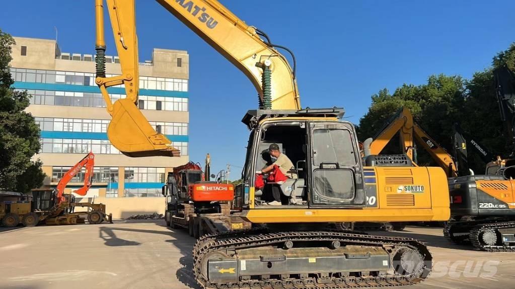 Komatsu PC 220-8 Bagri goseničarji