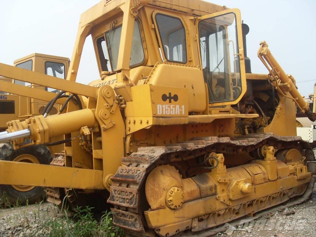 Komatsu D 155 A-1 Buldožerji goseničarji