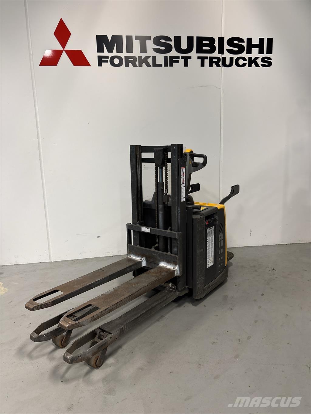 Atlet PDP200 Samopogonski ročni viličarji