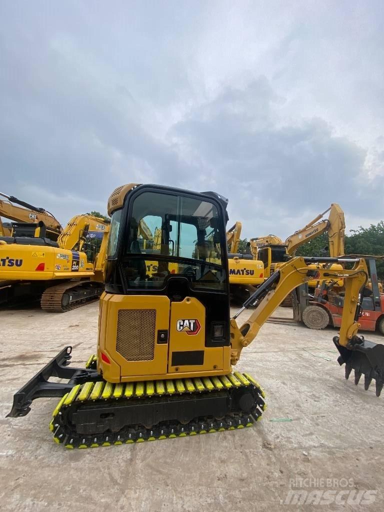 CAT 302 Mini bagri <7t