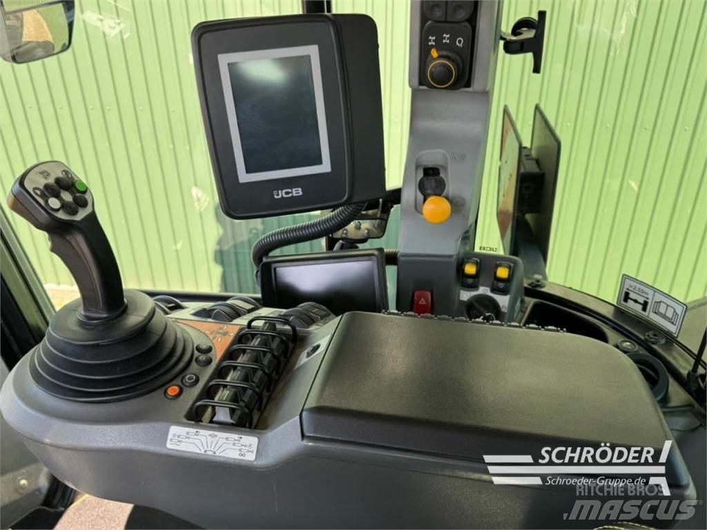 JCB FASTRAC 4220 Traktorji