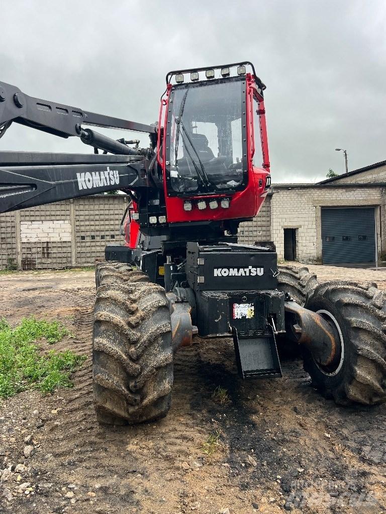 Komatsu 901 XC Harvesterji