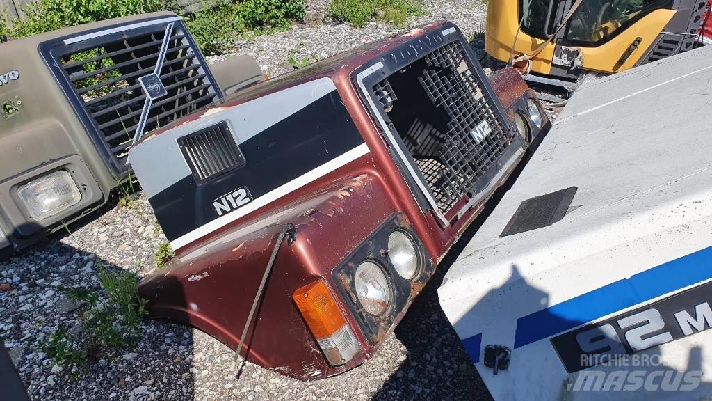 Volvo N7 - N12 HOOD Kabine in notranjost