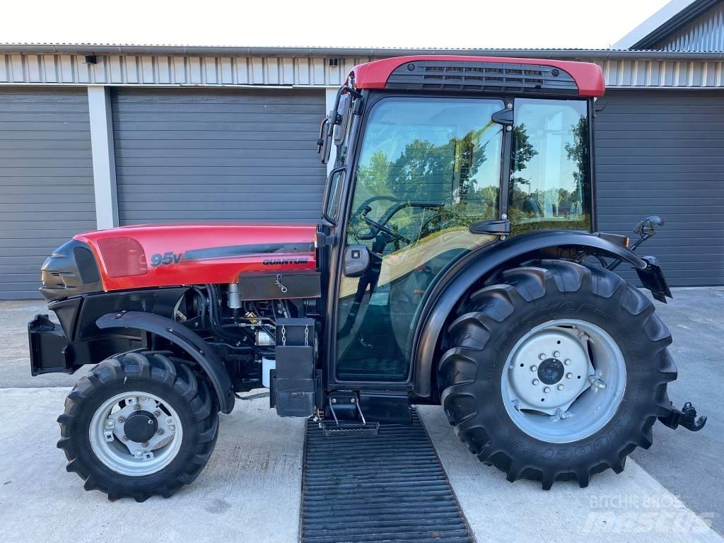 Case IH Quantum 95 V Traktorji