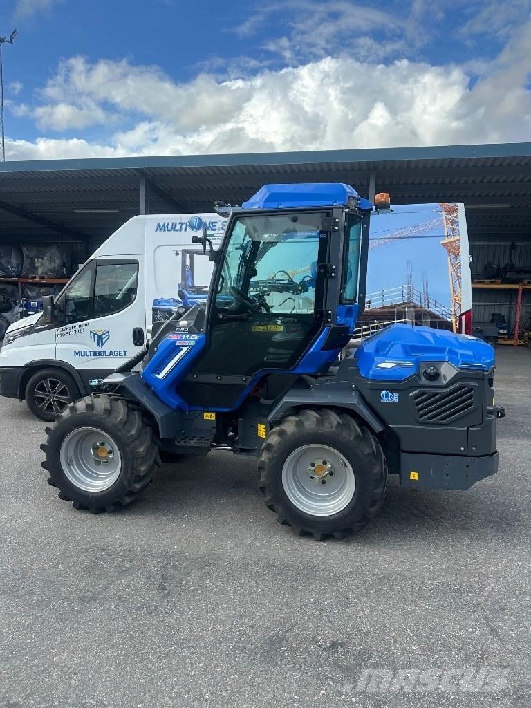Multione 11.6 Skid steer mini nakladalci