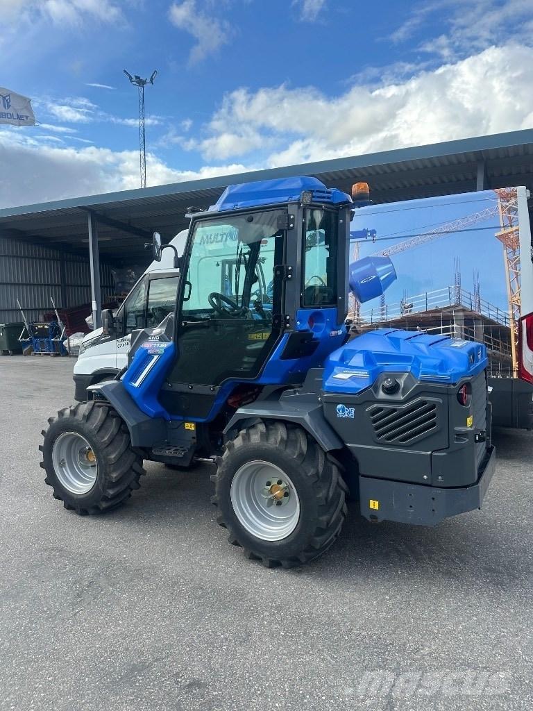 Multione 11.6 Skid steer mini nakladalci