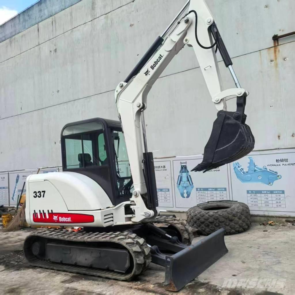 Bobcat 337 Mini bagri <7t