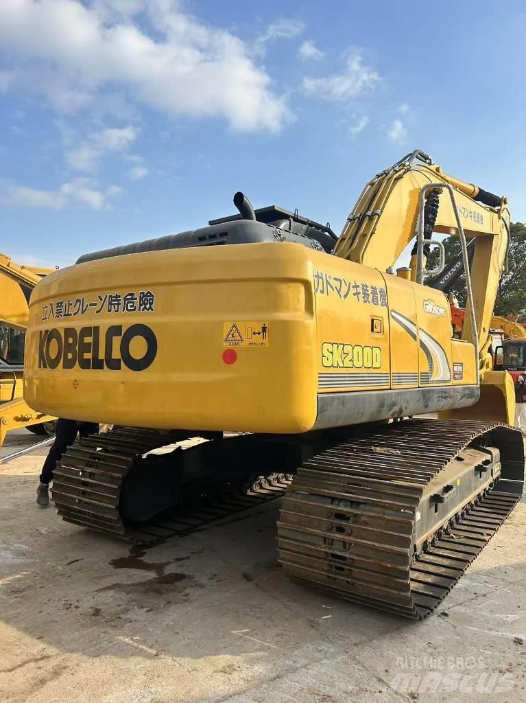 Kobelco SK 200D Bagri goseničarji