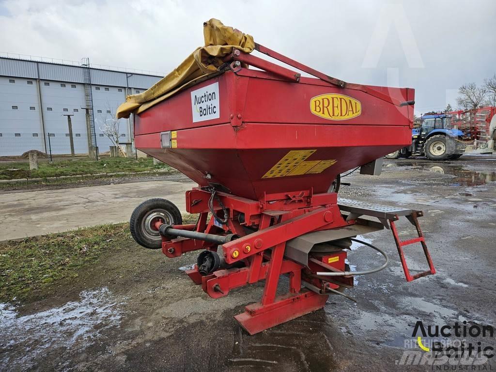 Bredal F 2 Trosilniki mineralnega gnojila