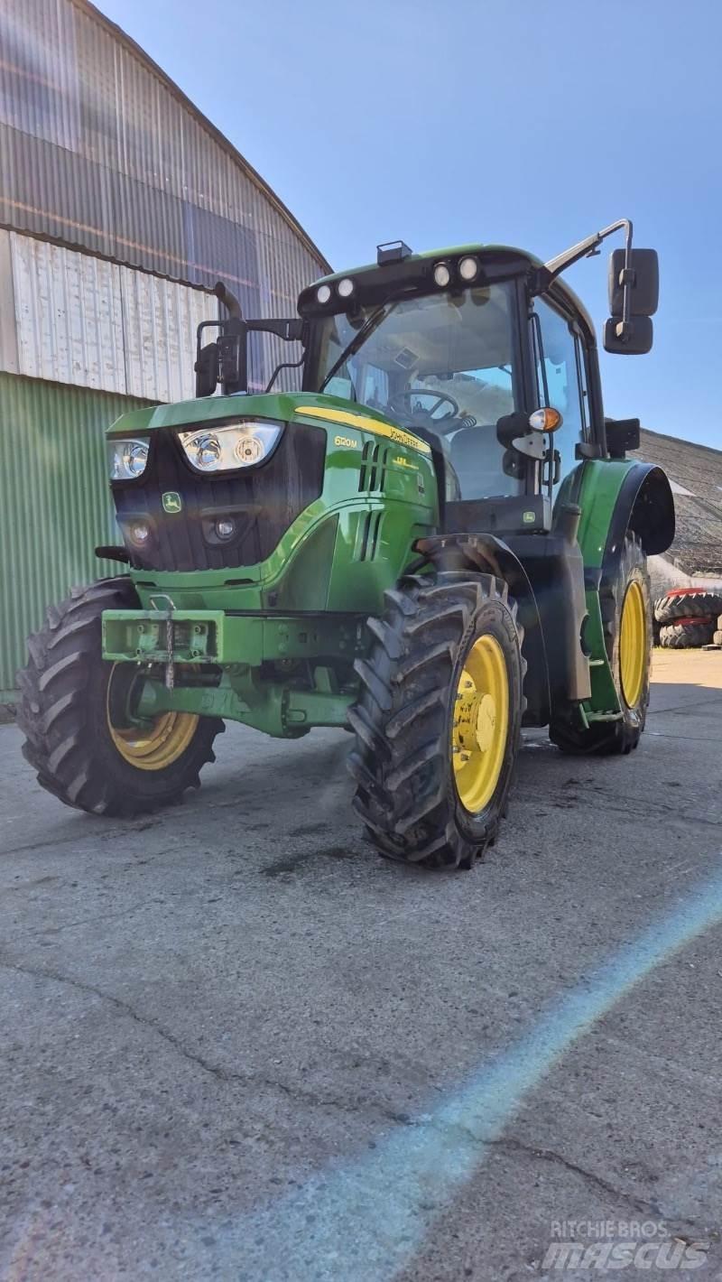 John Deere 6120 M Traktorji