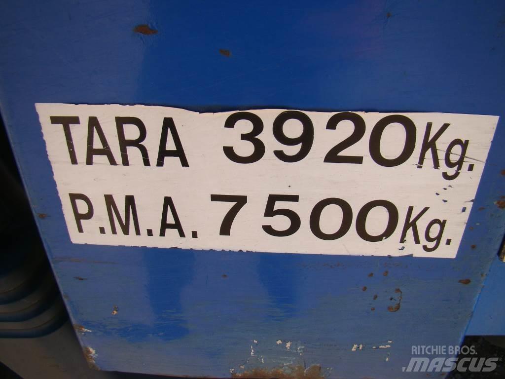 DAF fa 45130 Tovornjaki s ponjavo