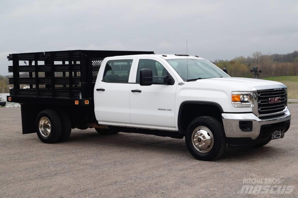 GMC Sierra 3500 HD Tovornjaki s kesonom/platojem