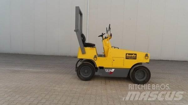 Sakai TS 160 Kolesni valjarji s pnevmatikami