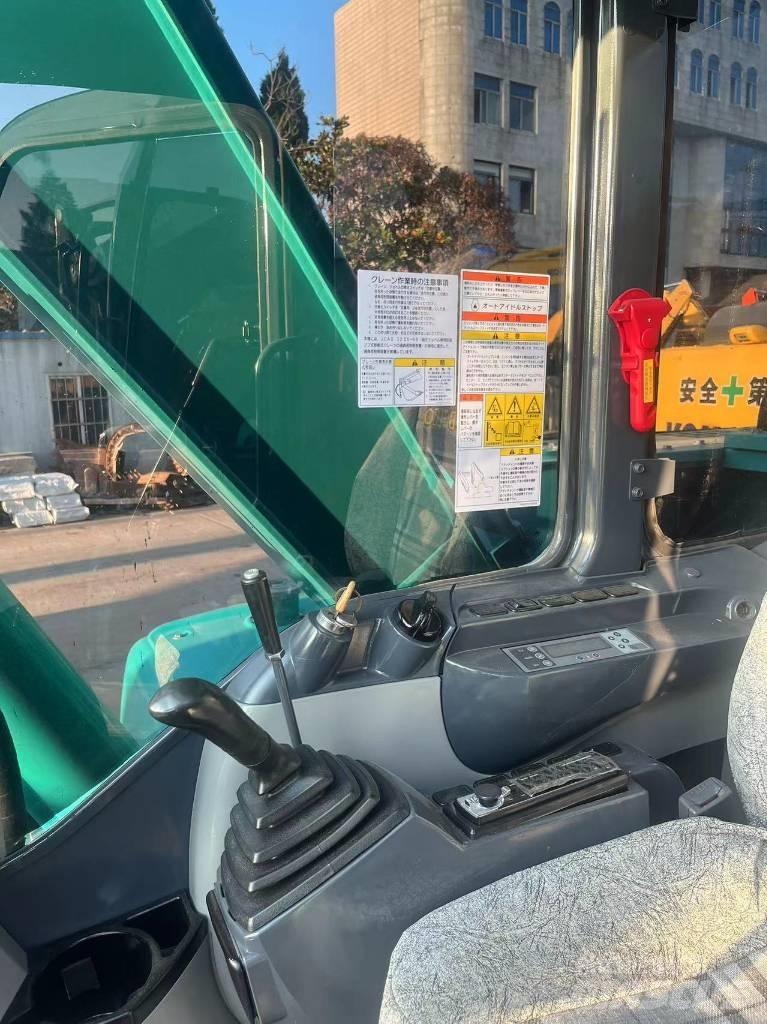 Kobelco SK75-8 Bagri goseničarji