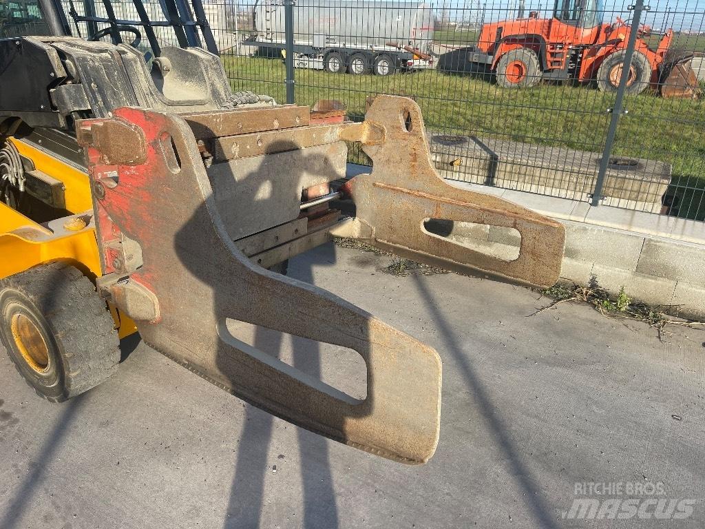 JCB TLT 35 D / 4x4 Teleskopski viličarji
